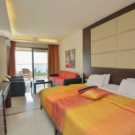Hollywood Inn Boutique Hotel Джуния Экстерьер фото